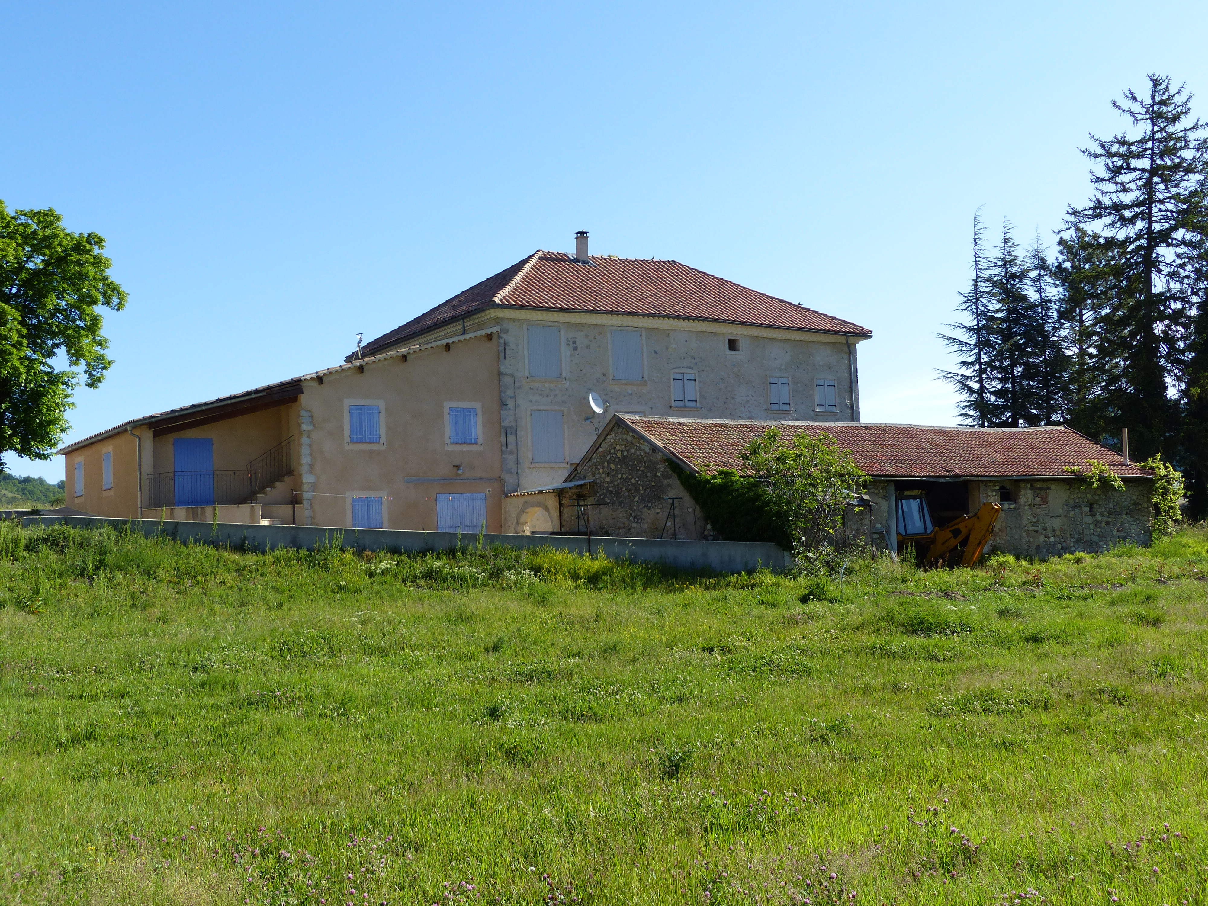 La ferme du château du Plan, vue du sud