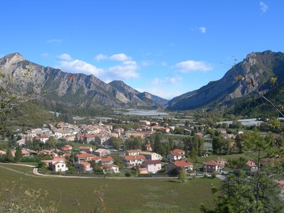 Vue du village de La-Motte-du-Caire