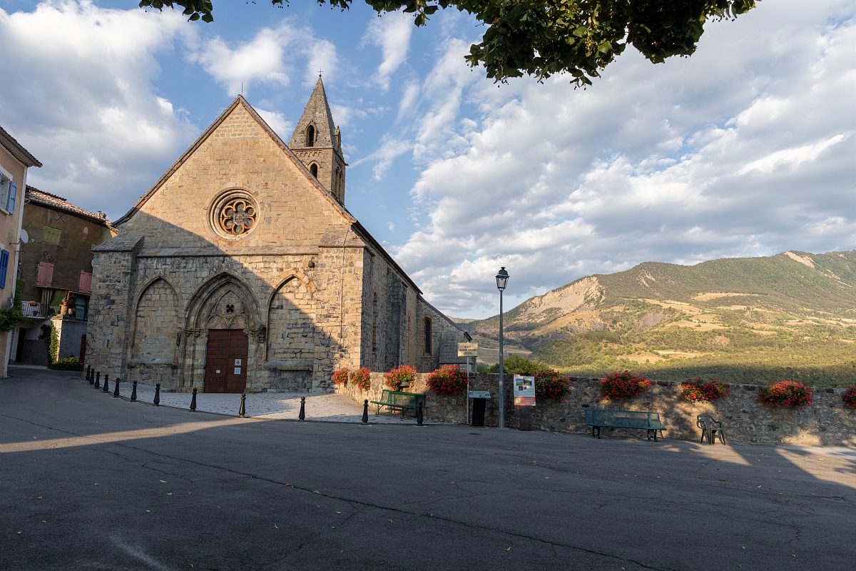 Eglise Notre-Dame de Bethléem à Bayons