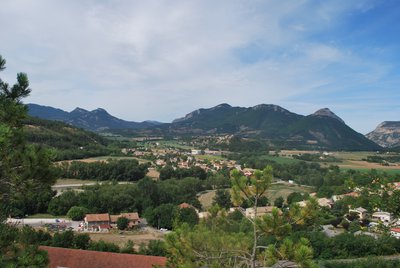 Vue sur l'Orpierrois depuis le Vieil Eyguians