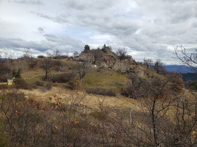 Ruines du château d'Arzeliers